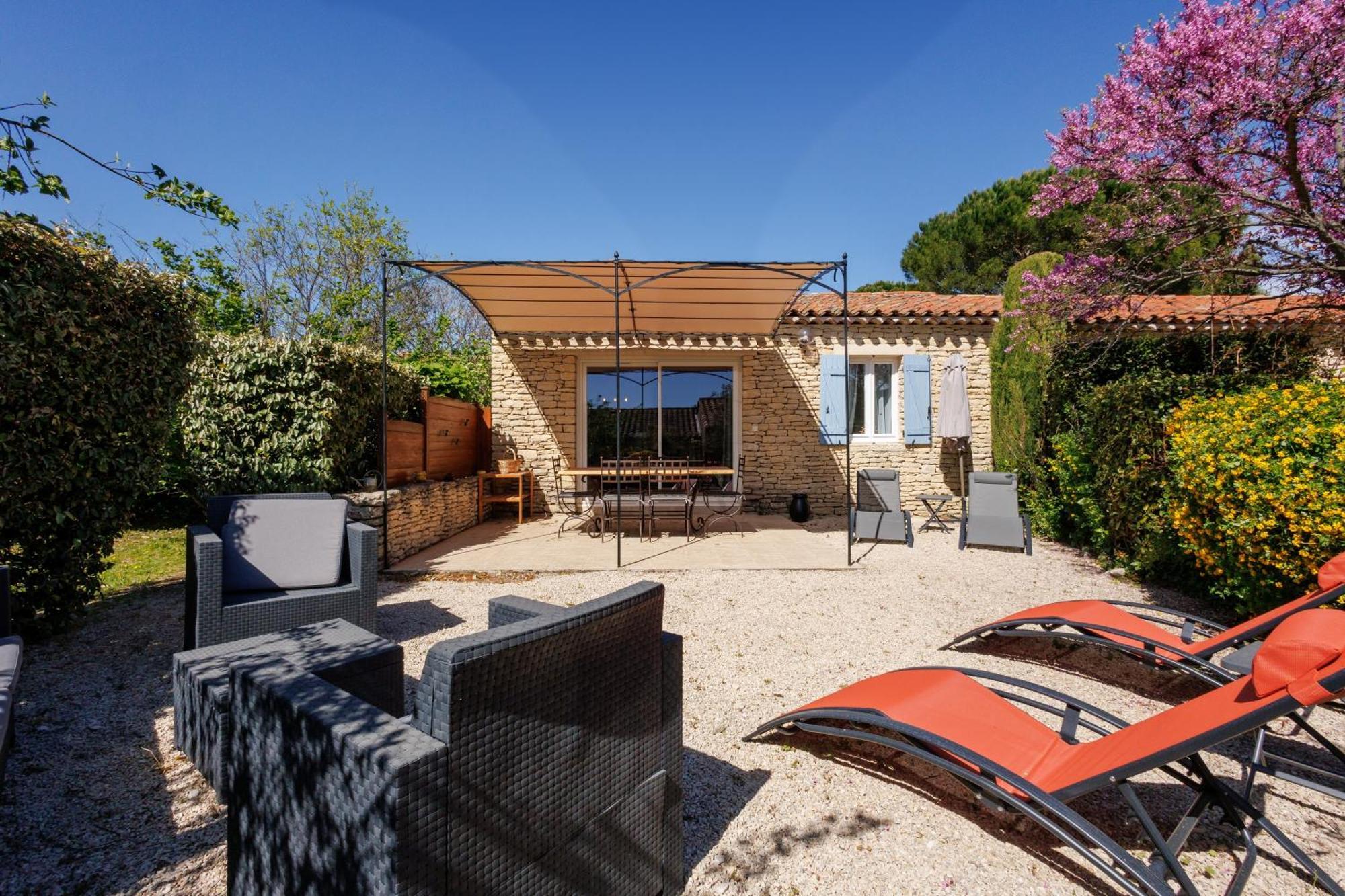 Lou Karo - Piscine Partagee - Parking Prive Gordes Exterior foto